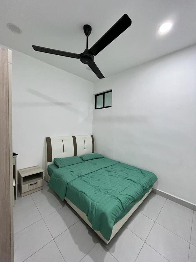Sure Stay Homestay Simpang Ampat  Eksteriør billede